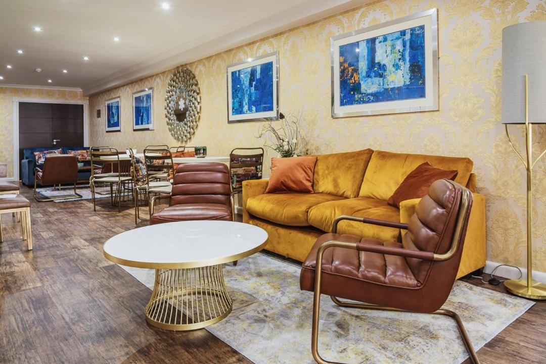Hotel De Normandie Saint Helier Bagian luar foto
