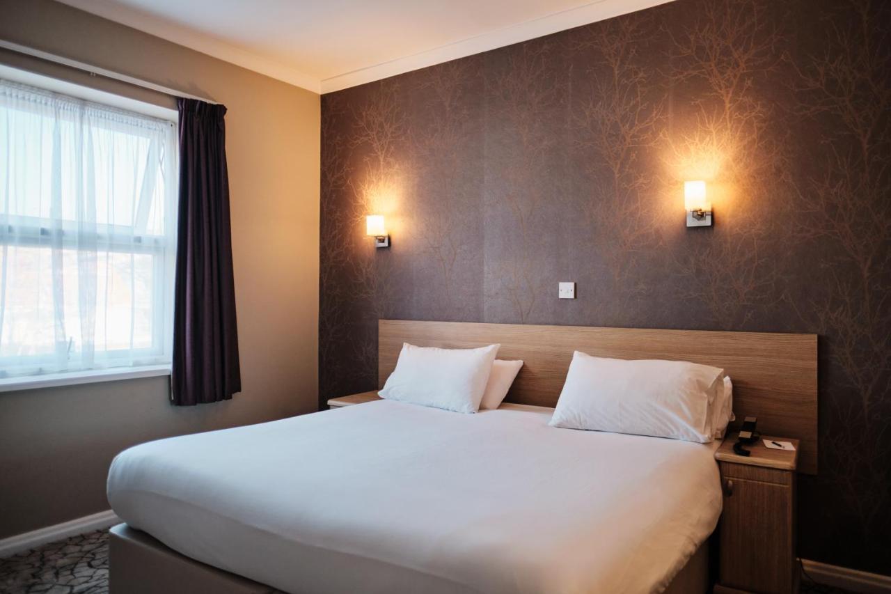 Hotel De Normandie Saint Helier Bagian luar foto
