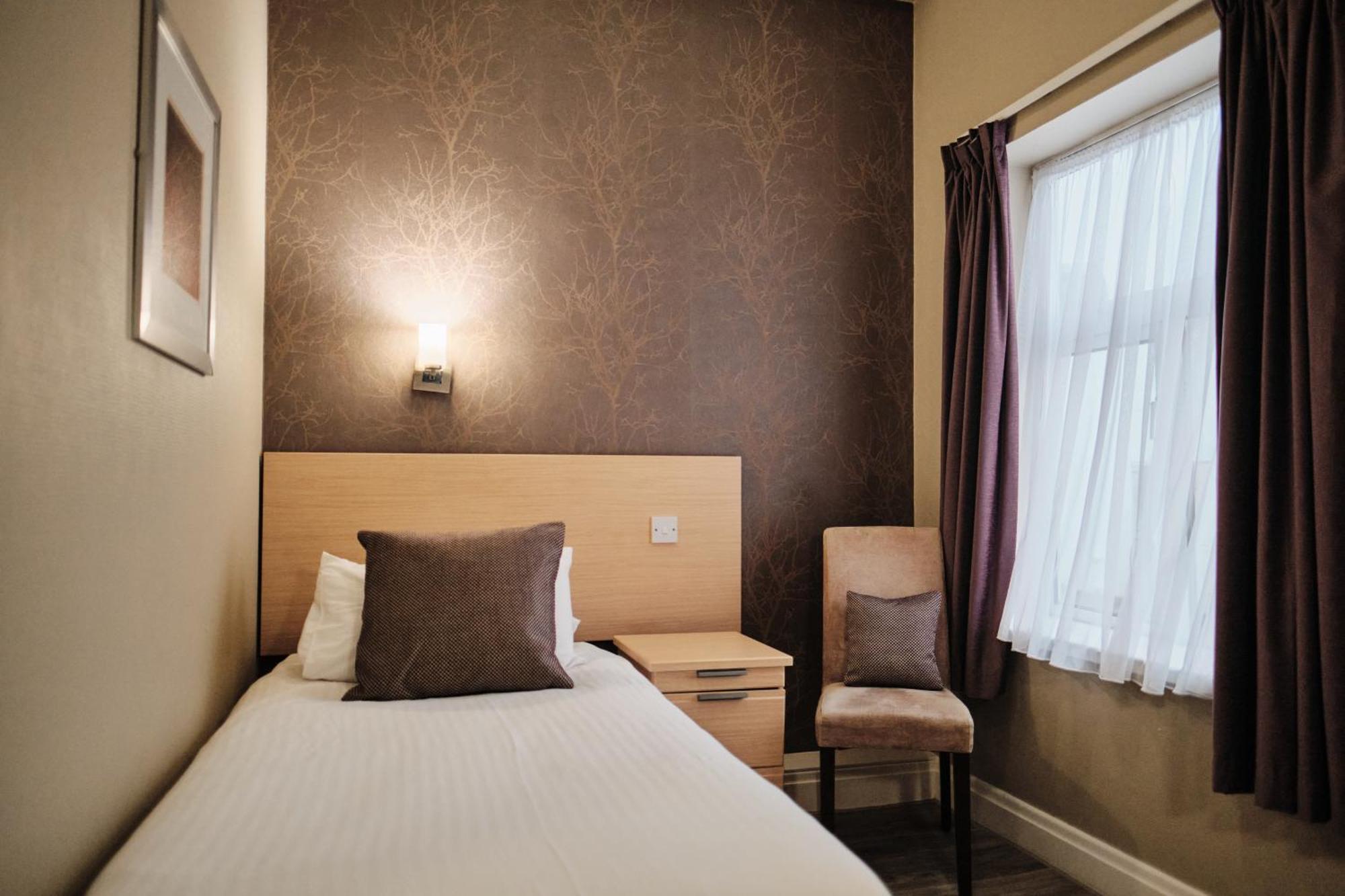 Hotel De Normandie Saint Helier Ruang foto