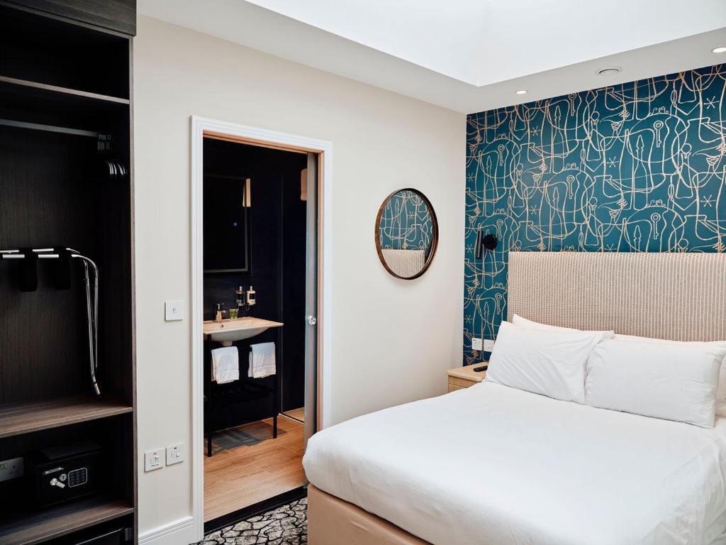 Hotel De Normandie Saint Helier Bagian luar foto