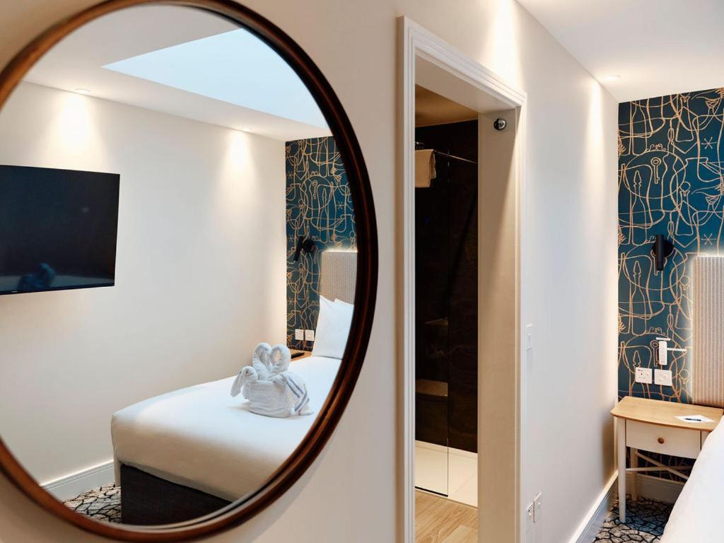 Hotel De Normandie Saint Helier Bagian luar foto